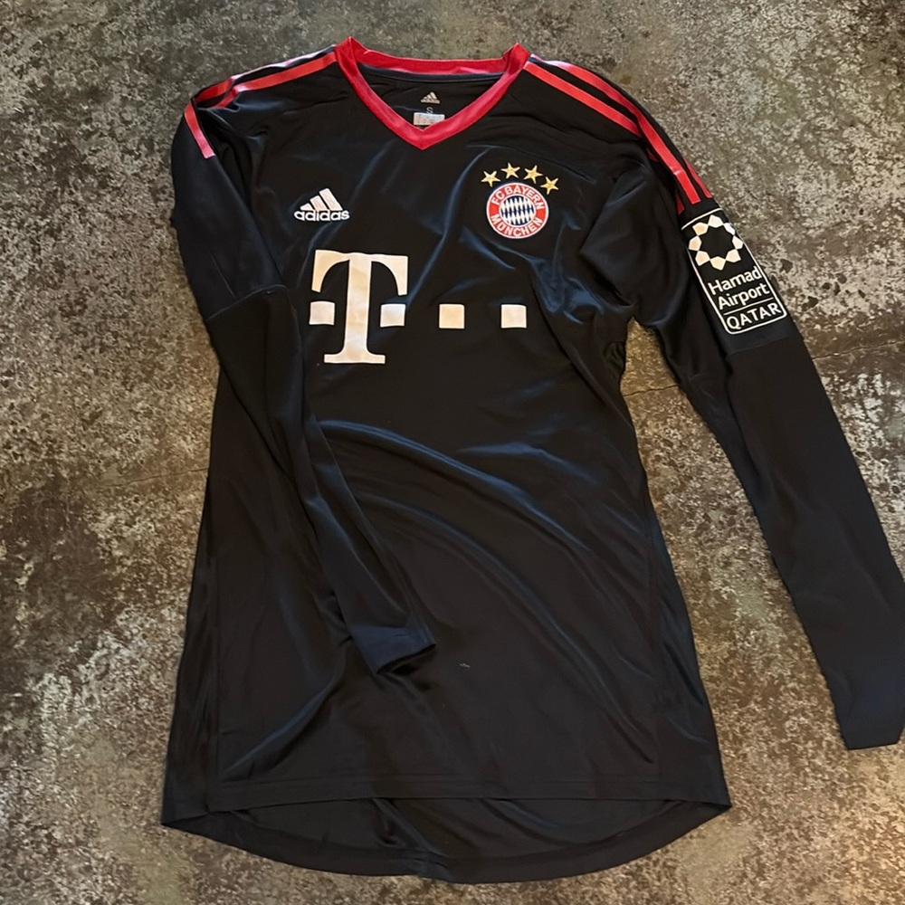 Official Bayern Munich Adidas Soccer Shirt